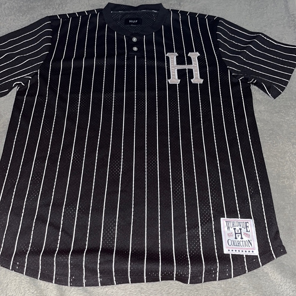 HUF World wide collective